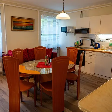 Gemuetliche Mit Terasse Und Feuerstelle Tatil Evi *