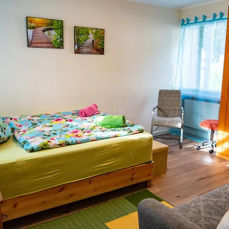 Casa de Férias Gemuetliche Mit Terasse Und Feuerstelle *