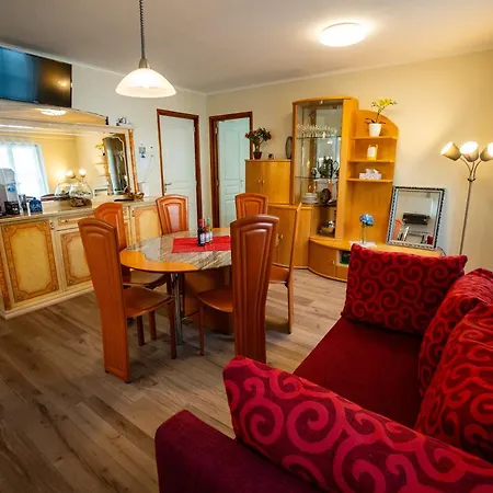 Tatil Evi Gemuetliche Mit Terasse Und Feuerstelle