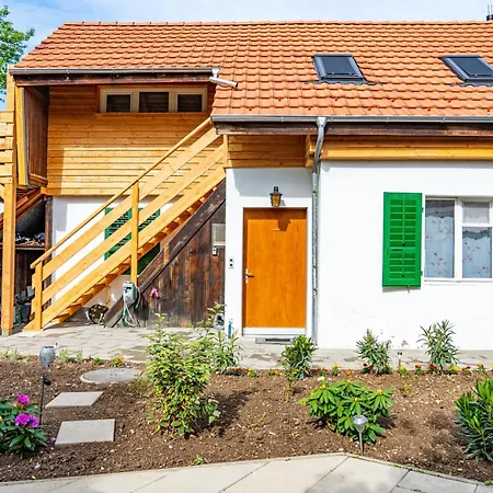 Holiday home Gemuetliche Mit Terasse Und Feuerstelle *