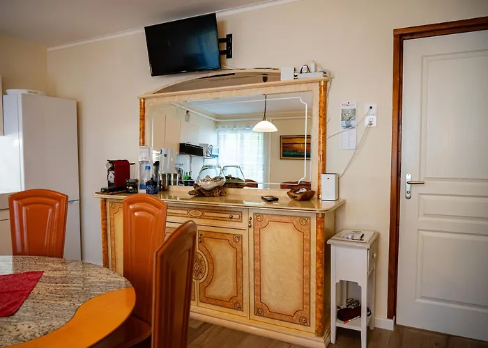 Gemuetliche Mit Terasse Und Feuerstelle Casa de Férias Lengnau